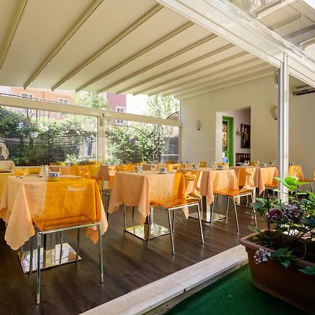 Hotel St. Moritz Rome Exterior photo