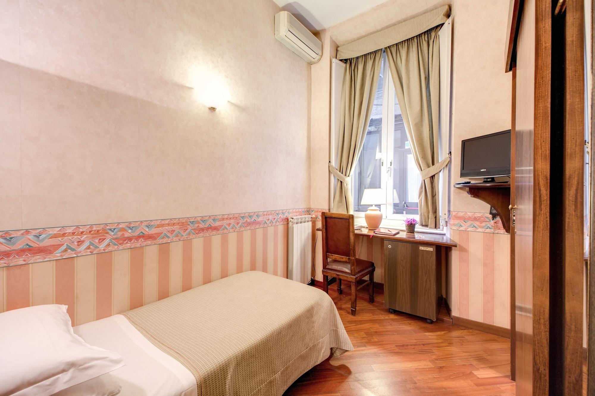 Hotel St. Moritz Rome Exterior photo