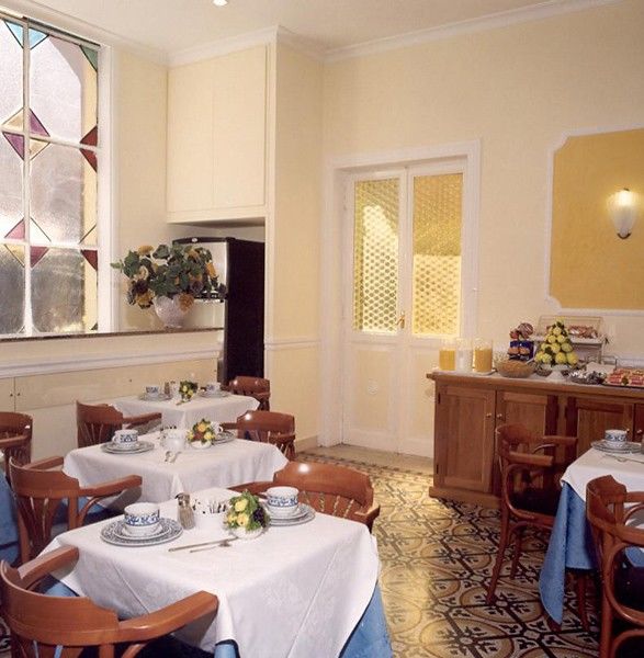Hotel St. Moritz Rome Restaurant photo